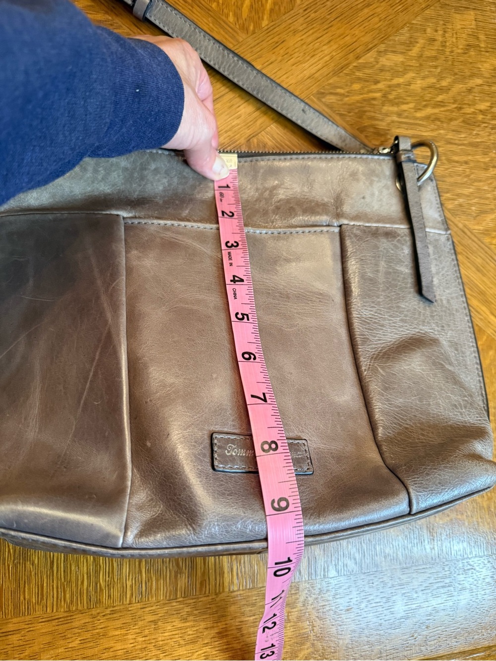 Tommy Bahama Silver-Gray Leather Messenger Bag - Picture 9 of 9